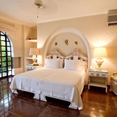 Hotel Villa Alejandra Acapulco Bagian luar foto