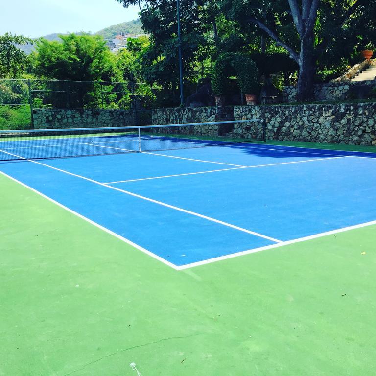 Hotel Villa Alejandra Acapulco Bagian luar foto