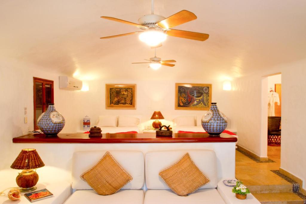 Hotel Villa Alejandra Acapulco Bagian luar foto